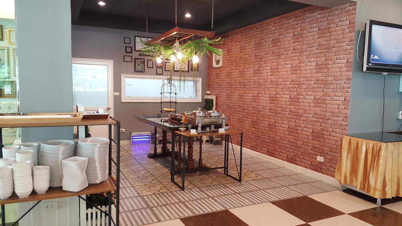 Gallery Lake View Hotel Khon Kaen Extérieur photo