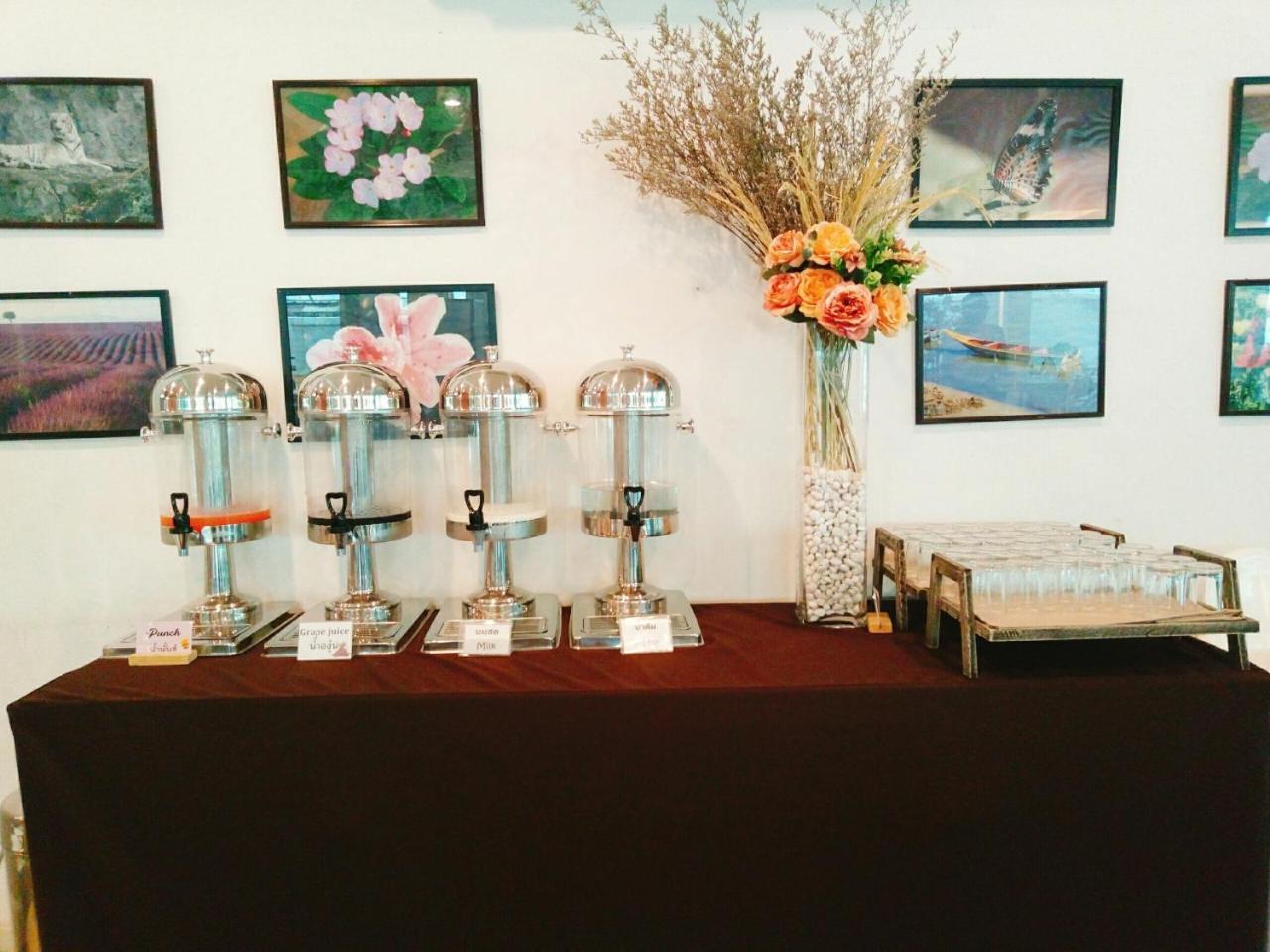 Gallery Lake View Hotel Khon Kaen Extérieur photo